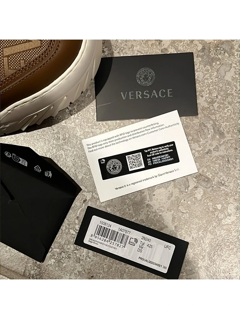 Versace AllOver Logo Odissea Low-Top Men’s Sneakers, Beige/Brown, NEW, Size 42.5